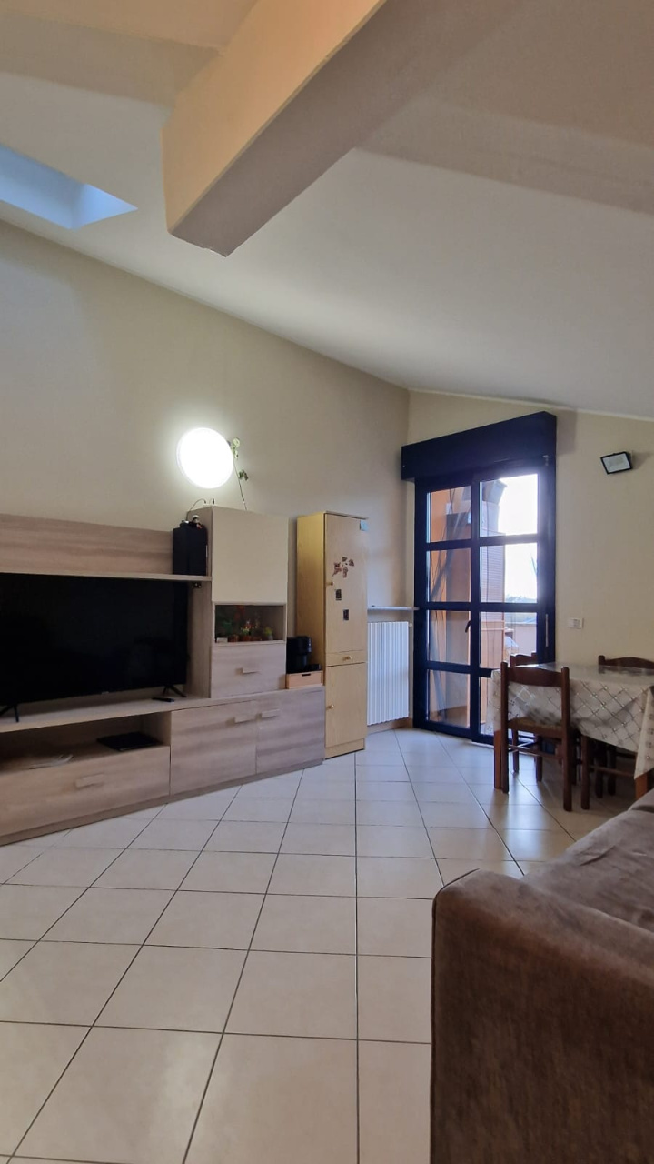 BORGOMANERO  - S.CRISTINA - Vendita